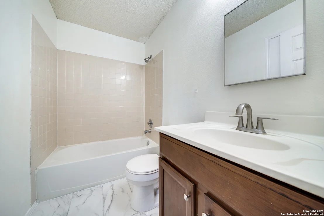 Photo of 7910 DAWNTREE PL