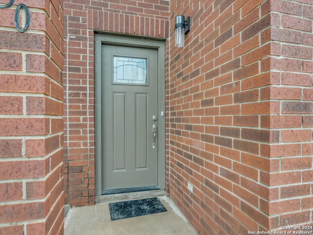Photo of 13530 HICKORY TAVERN