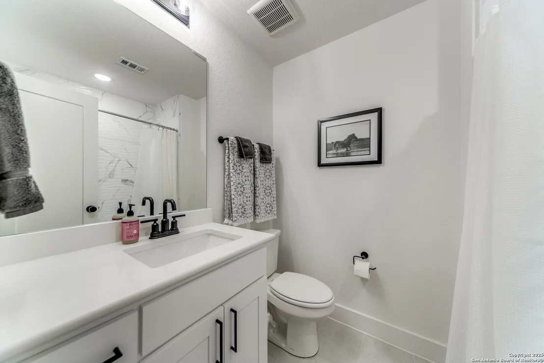 Photo of 10003 Ellenora