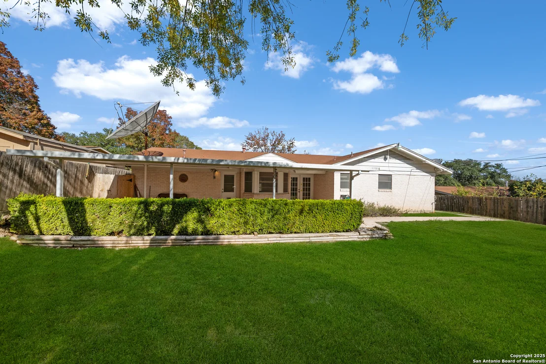 Photo of 3802 Oak
