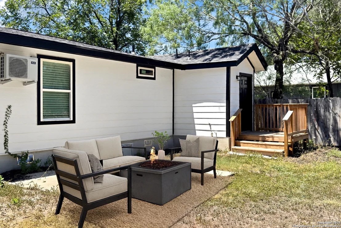 Photo of 249 Rosebud