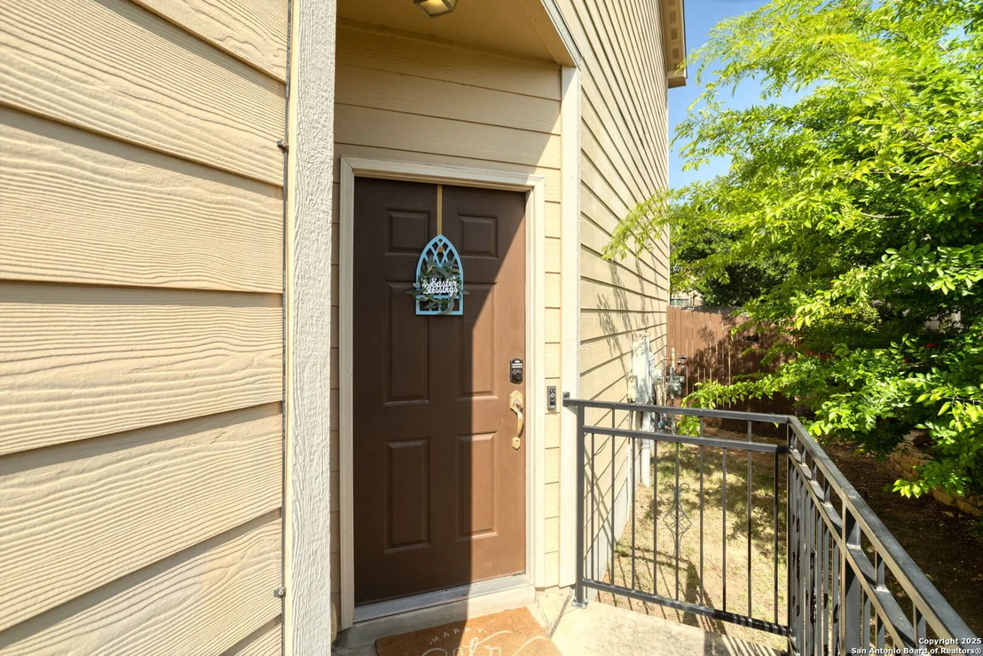 Photo of 3539 York Crest