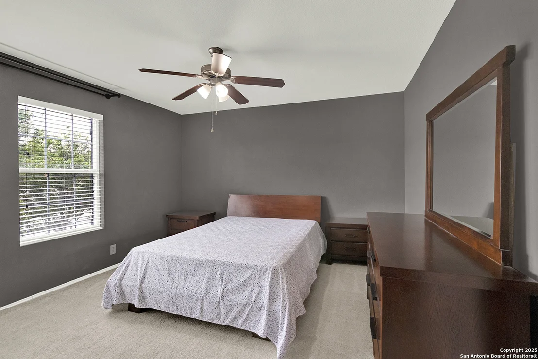 Photo of 121 Bay Willow