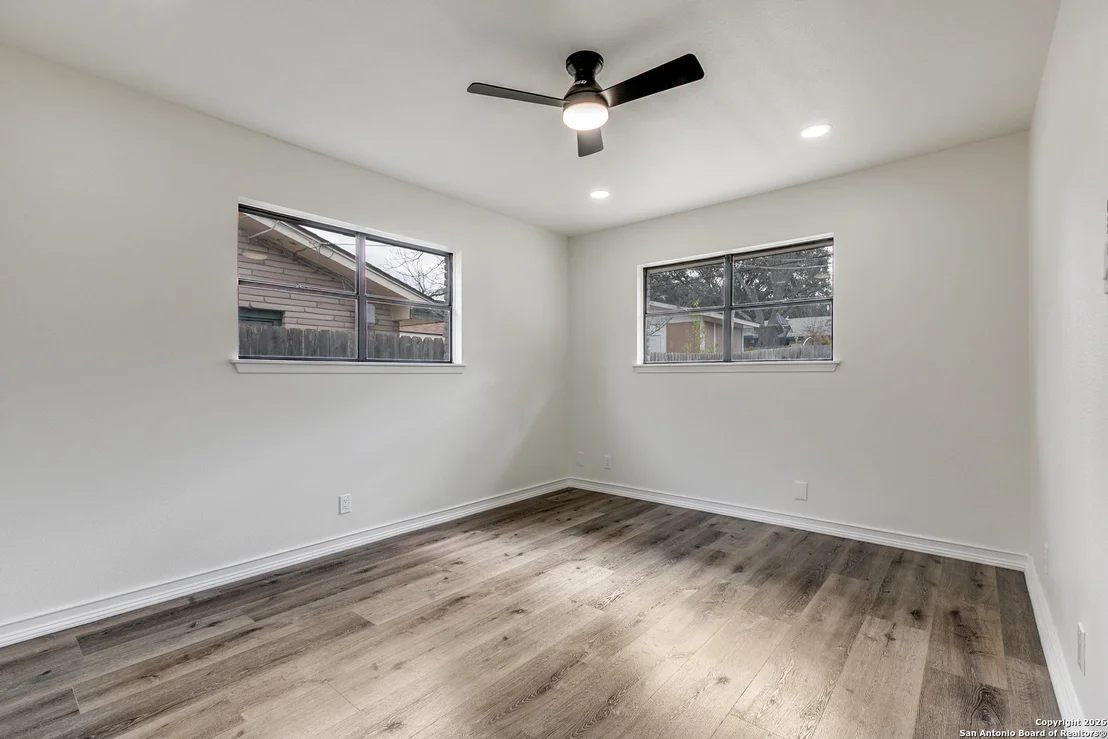 Photo of 3410 Clearfield