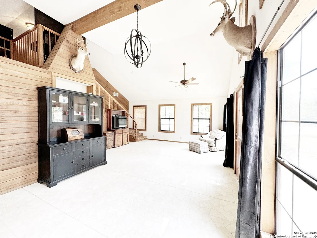 Photo of 102 McLendon