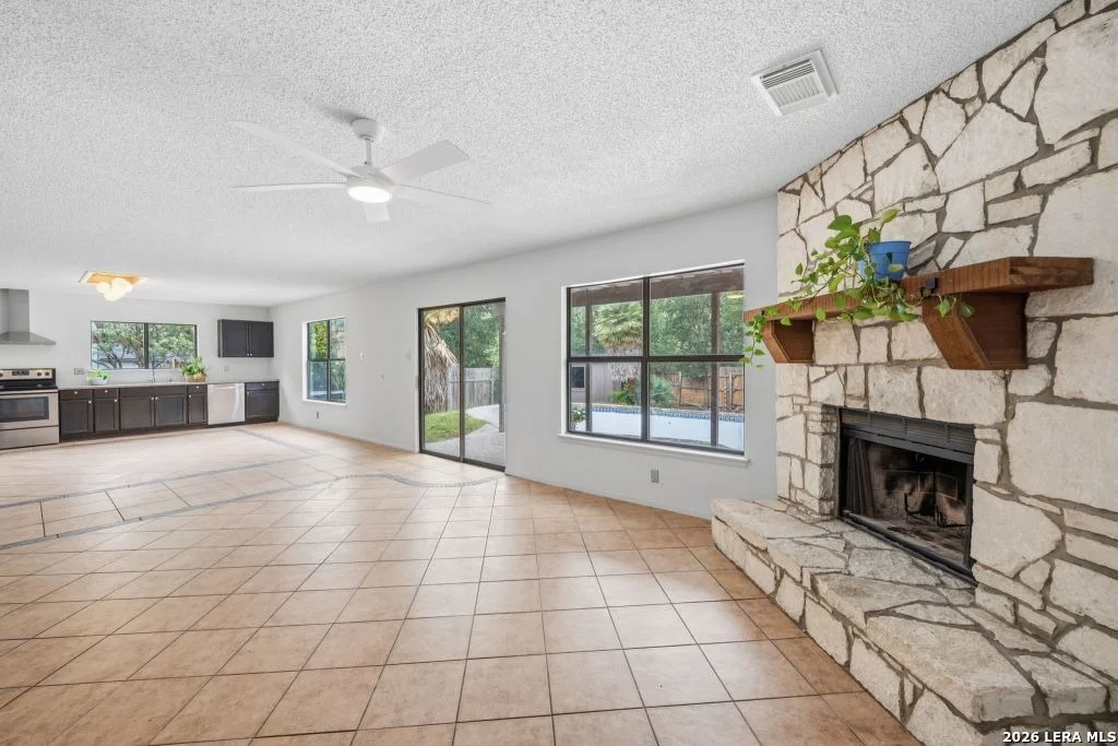 Photo of 1019 ARROWHEAD TRL