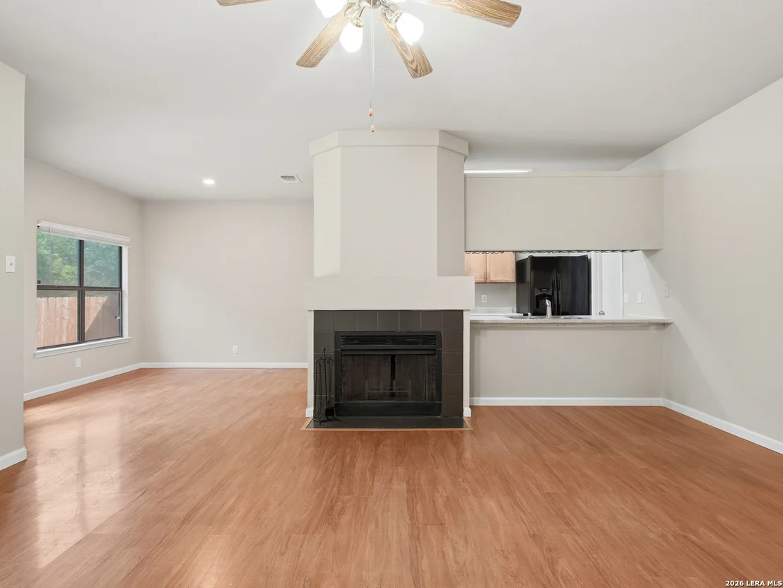 Photo of 7914 WAYSIDE TRL