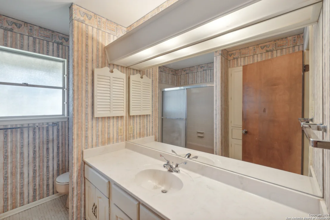 Photo of 449 GOLFCREST