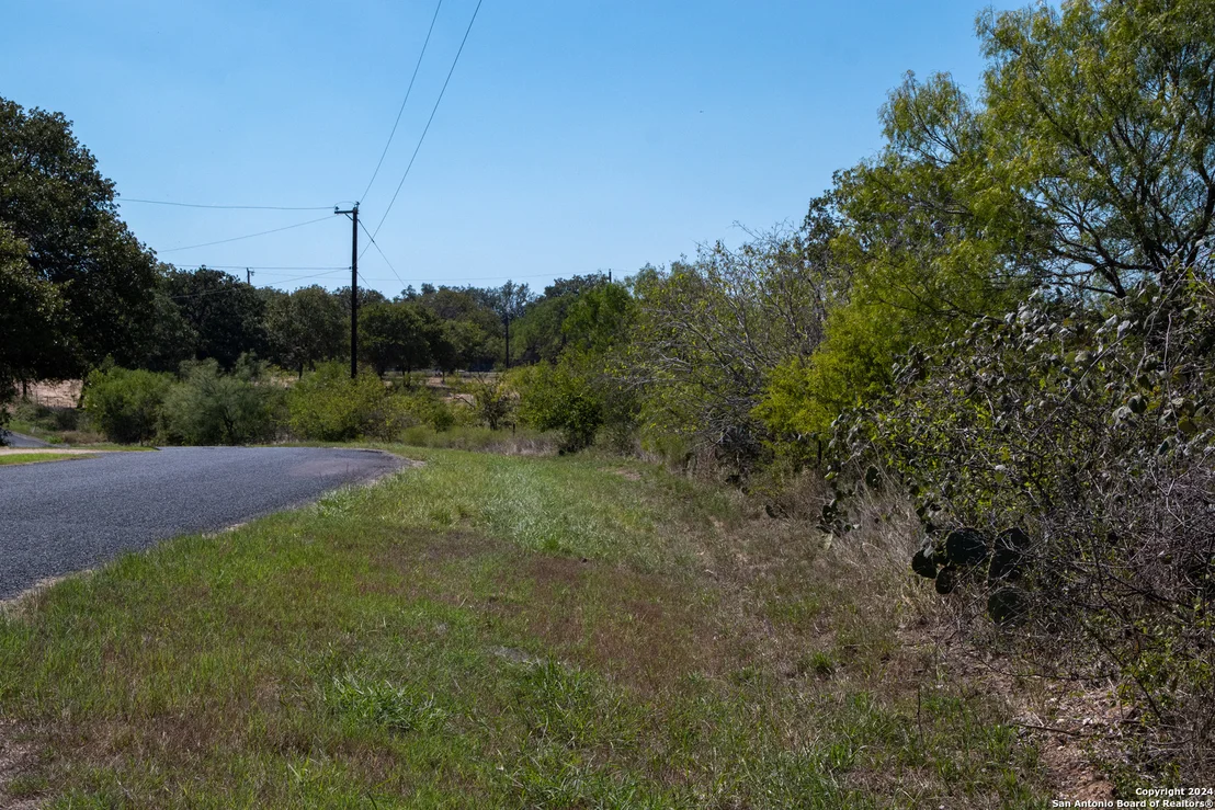 Photo of 77 fox run