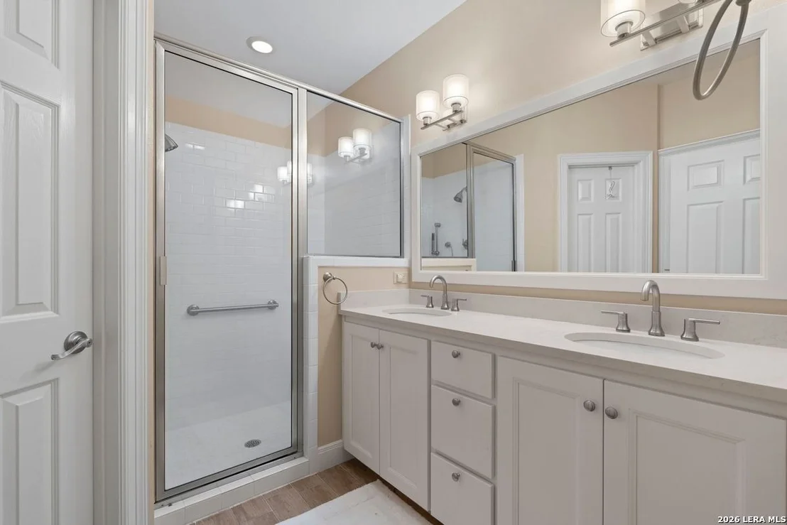 Photo of 5 REMINGTON CIR