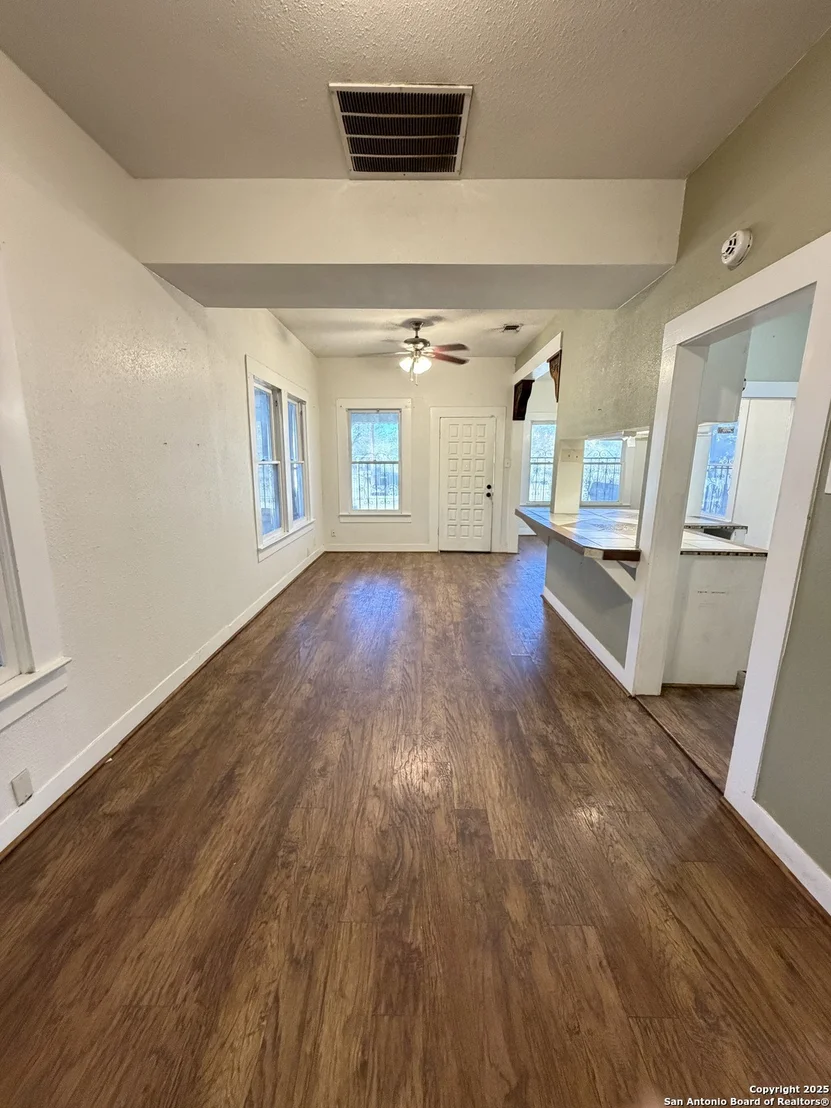 Photo of 702 Patton