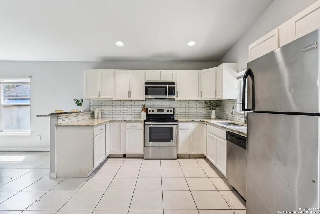 Photo of 238 Guilford FRG