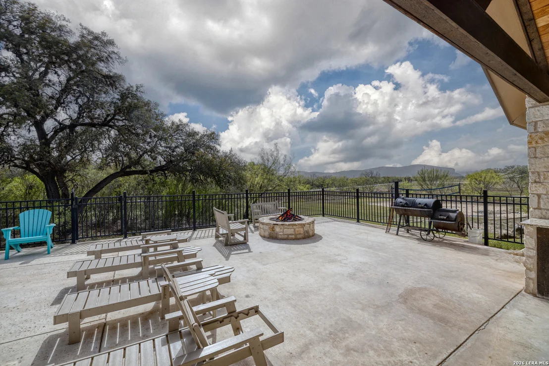 Photo of 274 Mountain Laurel