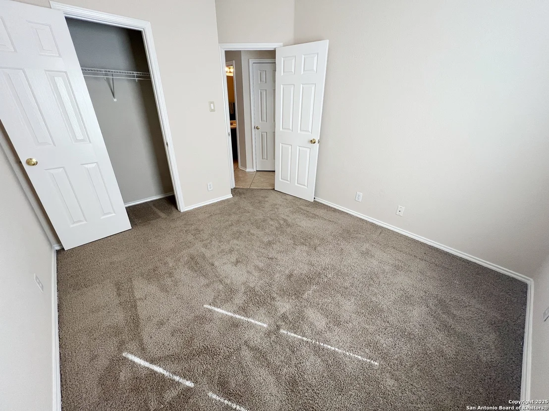 Photo of 7130 Heathers Place