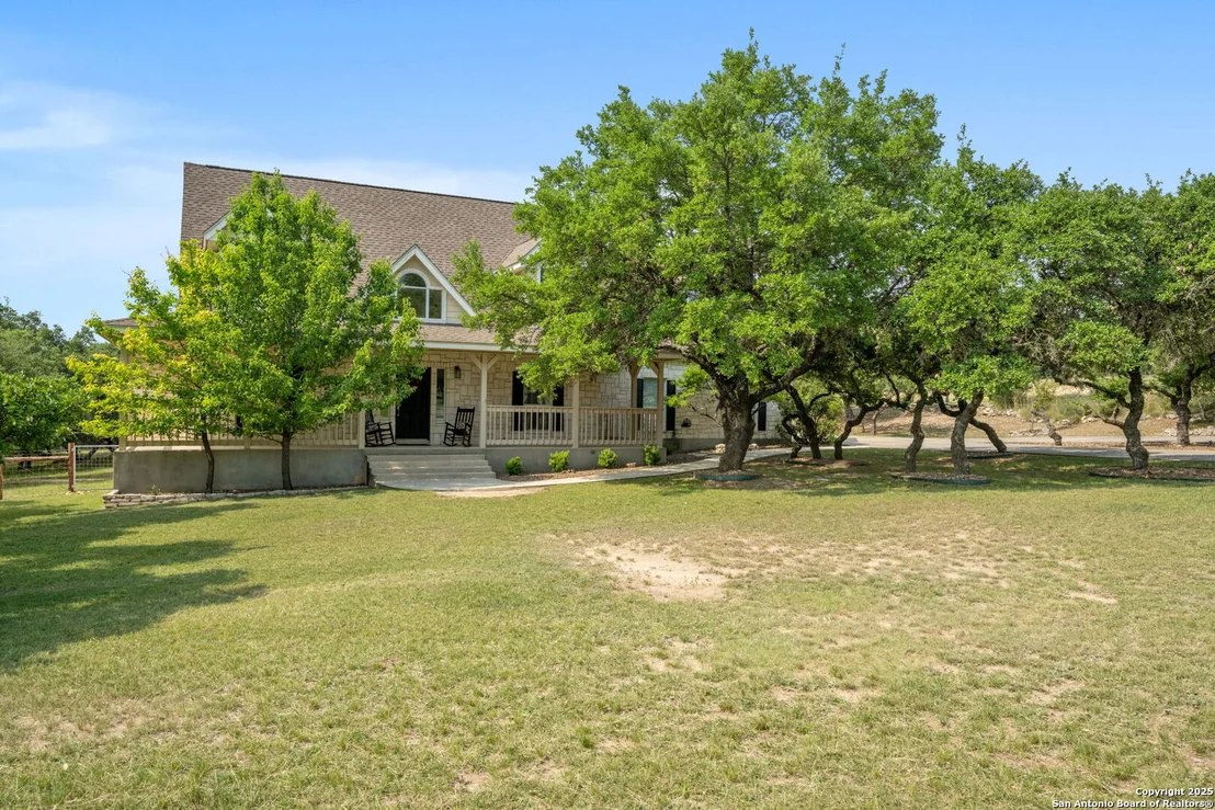 Photo of 102 Kendall View Dr