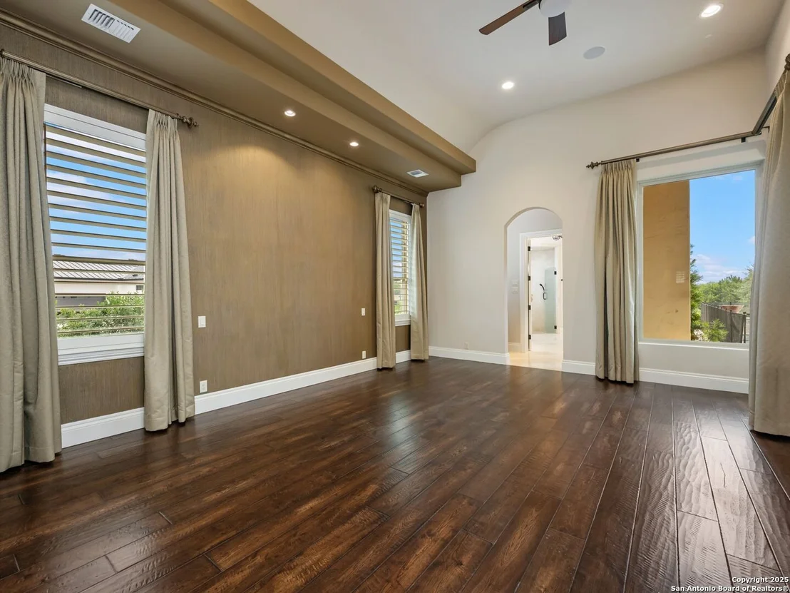 Photo of 211 Wellesley Landing