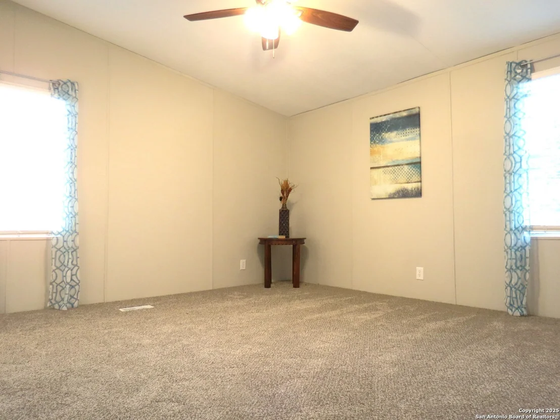 Photo of 417 Rosemary