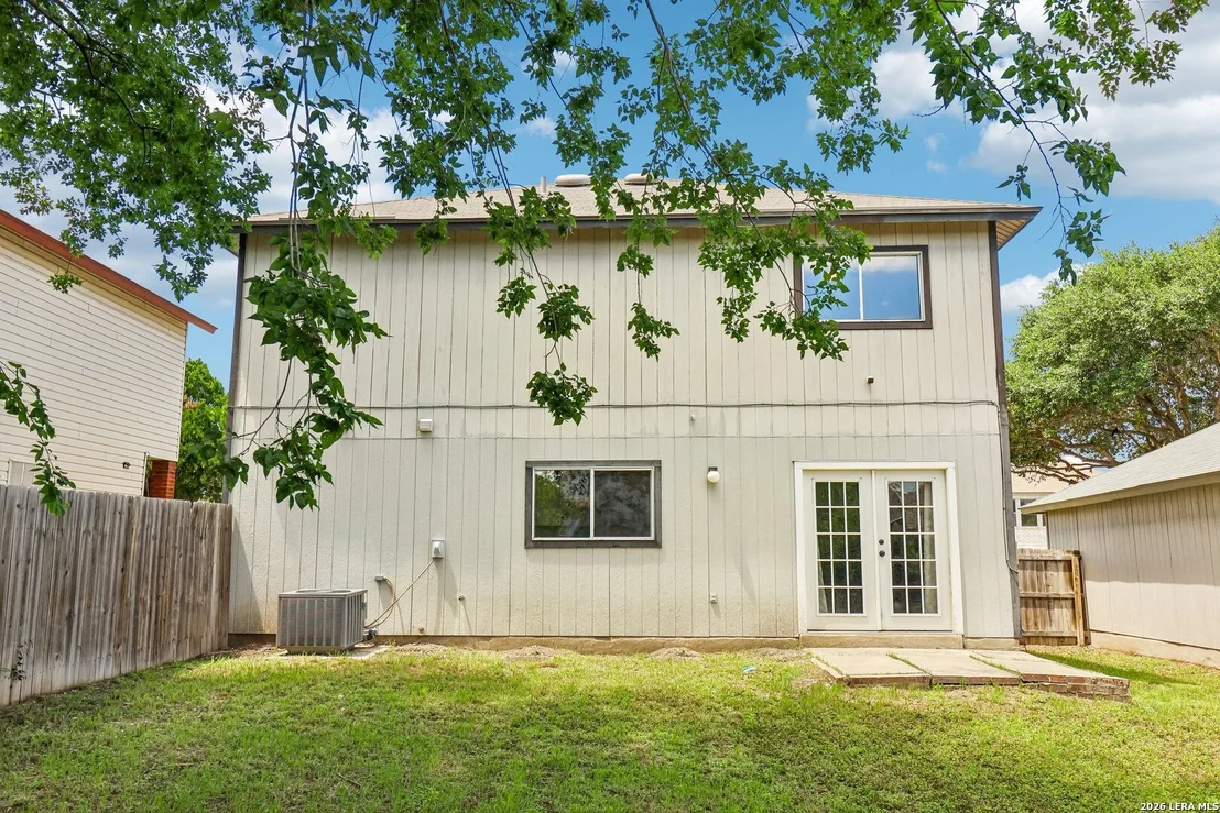 Photo of 10132 SUNSET PL