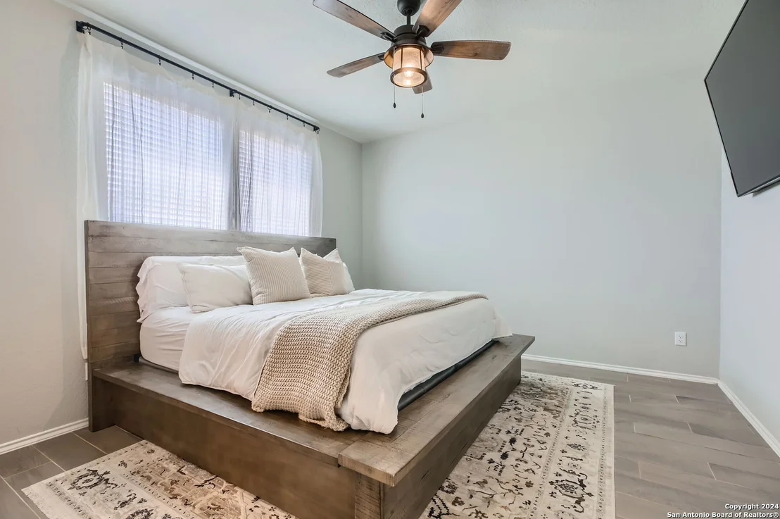Photo of 7610 PONDEROSA PNE