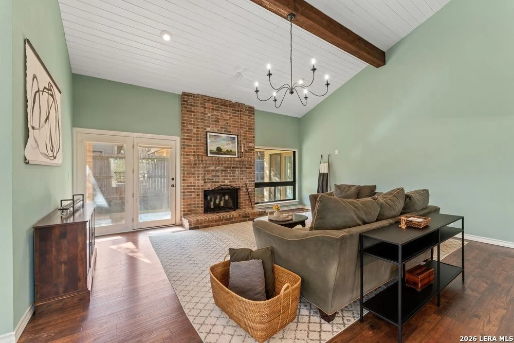 Photo of 14802 River Mill