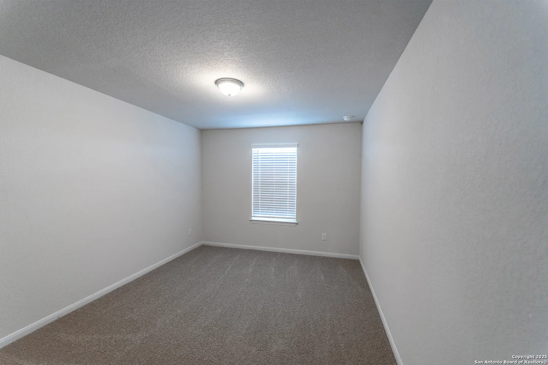 Photo of 143 Taylor Way
