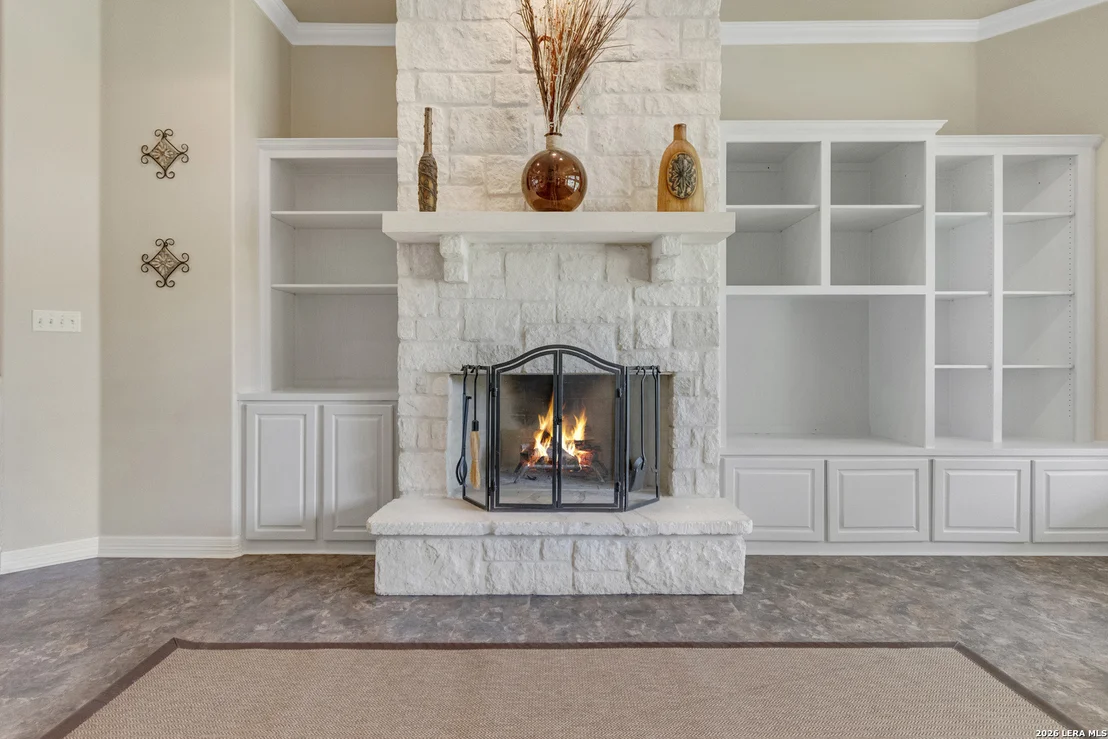 Photo of 307 E Pheasant