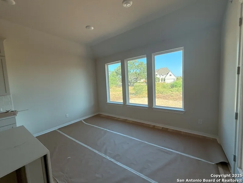 Photo of 117 Bigtooth Maple Ln