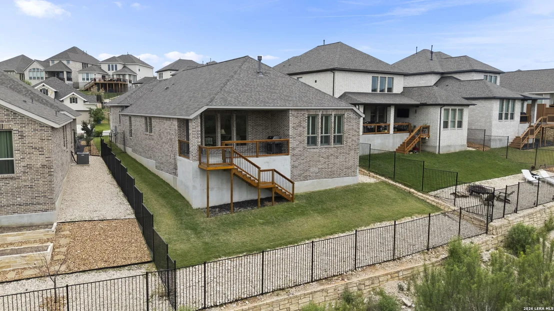 Photo of 24066 Sidehill Lie