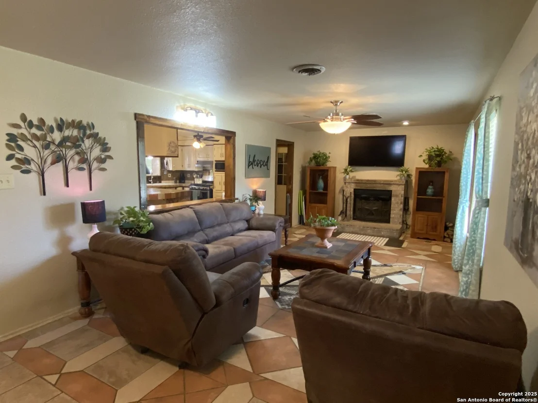 Photo of 119 Laurel Way