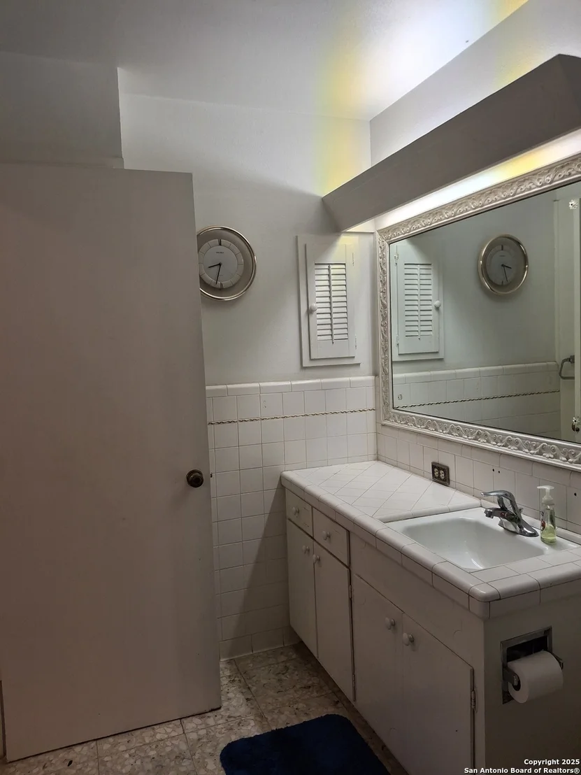 Photo of 3601 Vinecrest