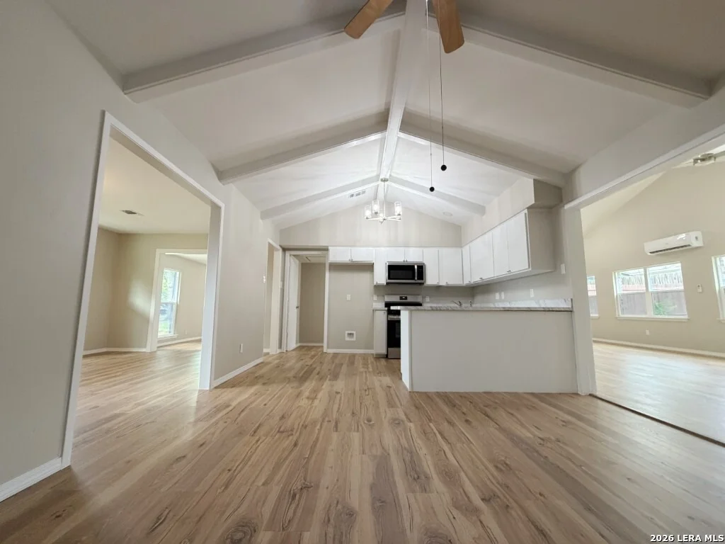 Photo of 707 BOOTH DR