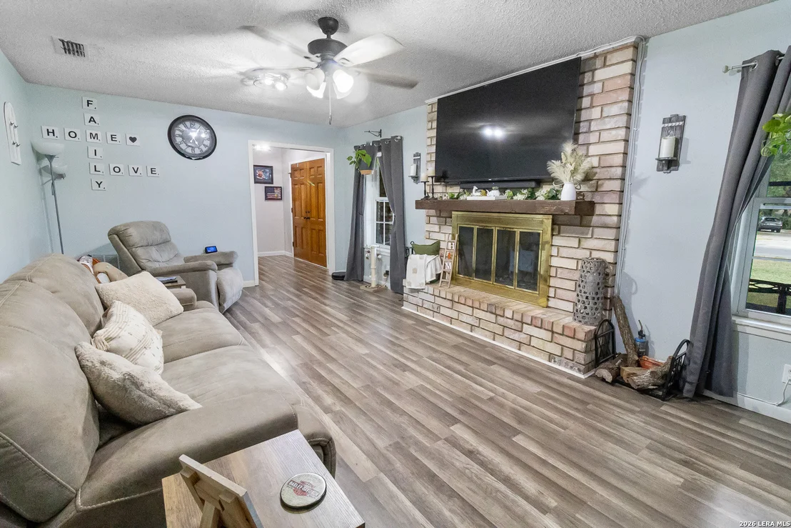 Photo of 34 Encino Loma