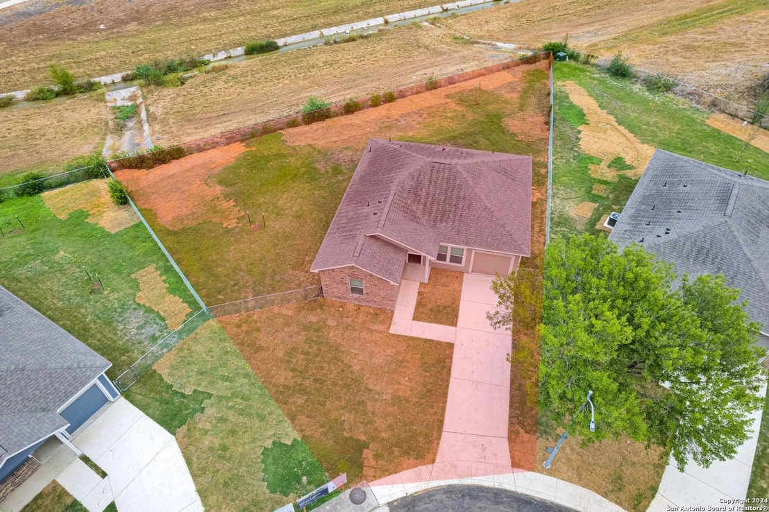 Photo of 518 PRECIOUS DR