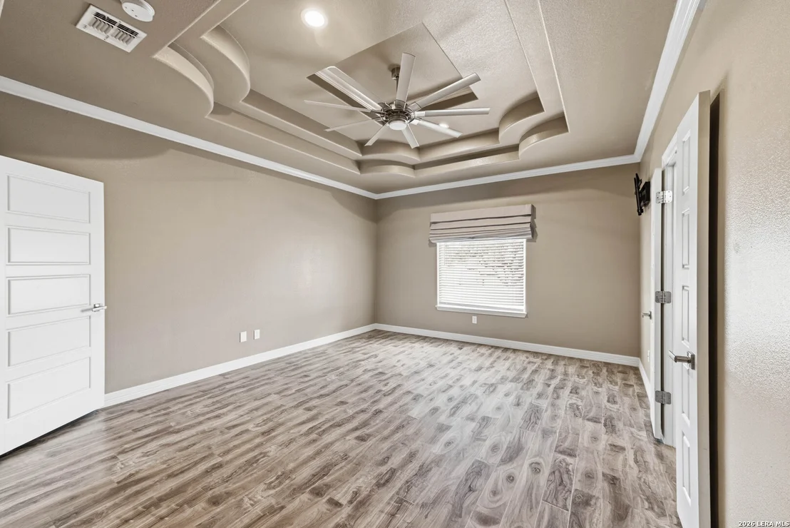 Photo of 353 BIG OAK DR