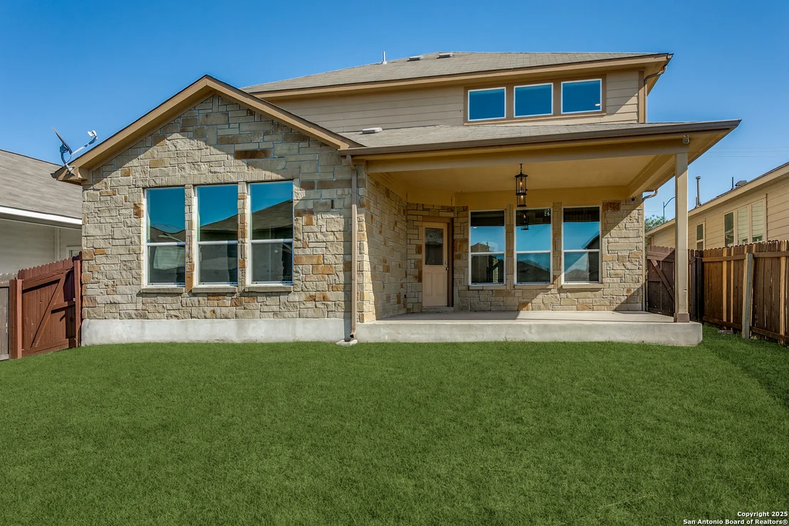 Photo of 7823 Bluebird Haven