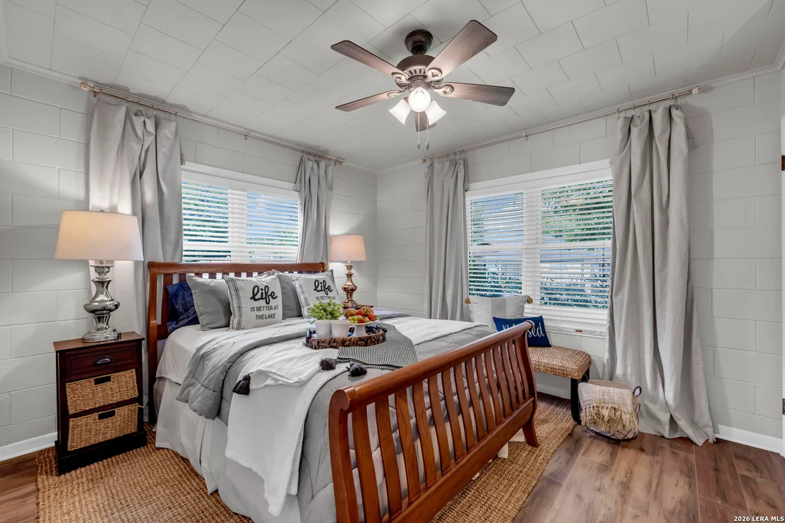 Photo of 301 Riverside Drive