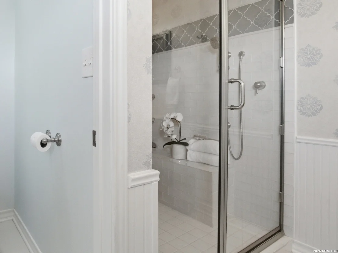 Photo of 203 Kendall Pointe Dr