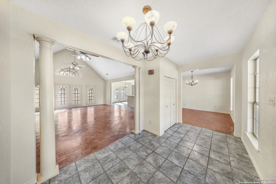 Photo of 3100 ROLLING OAKS DR