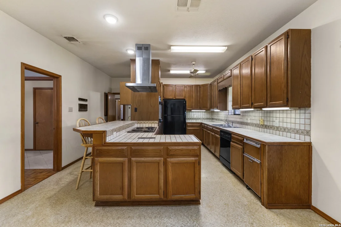 Photo of 165 SETTLERS CIR