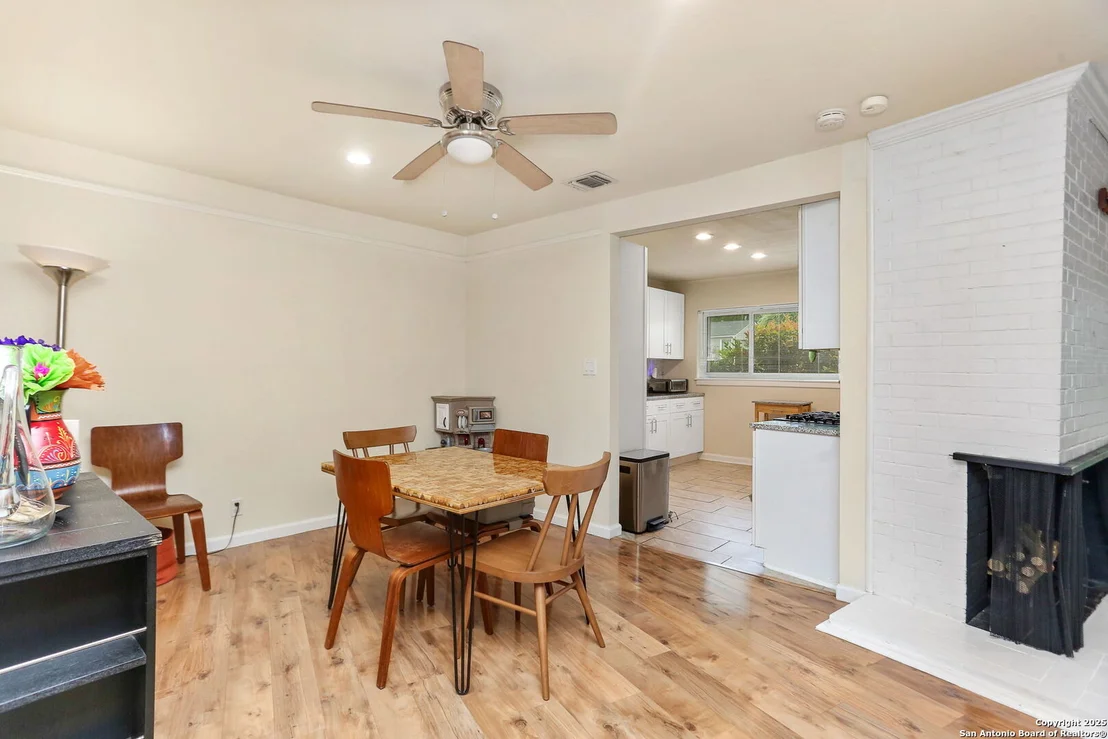 Photo of 202 Beverly Drive