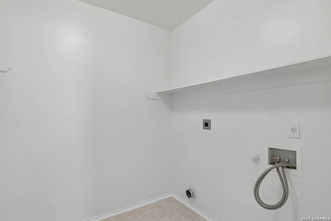 Photo of 8807 Shaenwest