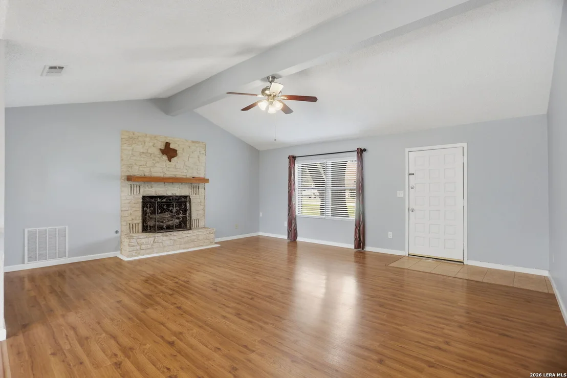 Photo of 303 CASTLE CT