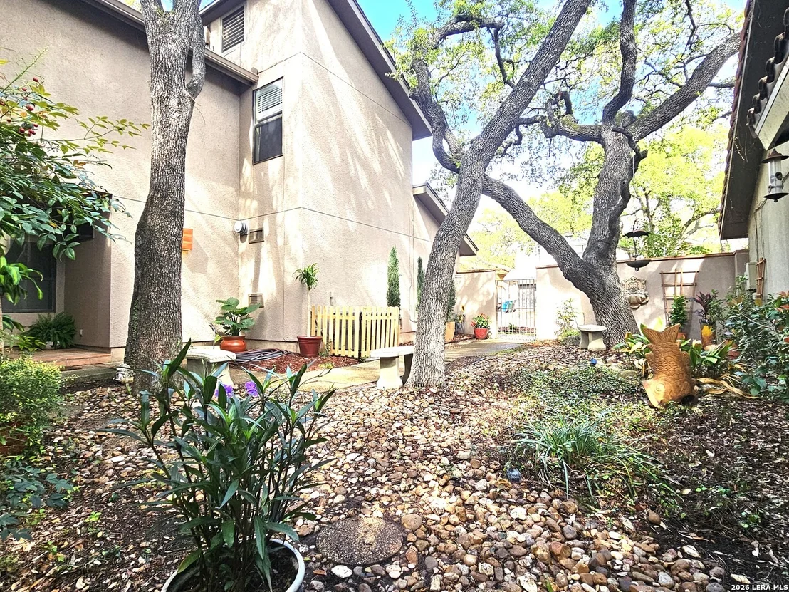 Photo of 3410 RIVER PATH ST