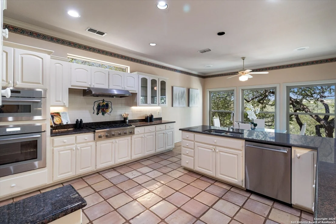 Photo of 2663 Rim Oak