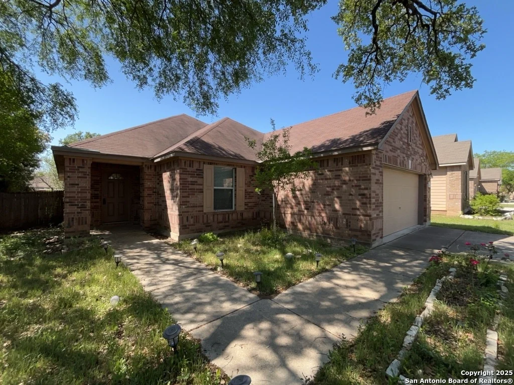 Photo of 4418 Semora Oak