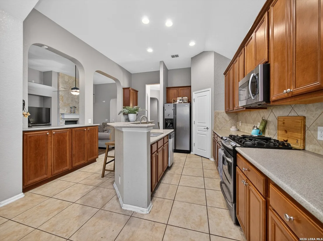 Photo of 4307 James Bowie