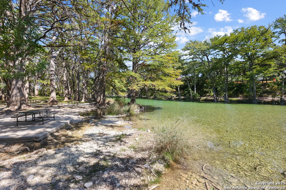 Photo of 867 RIVERTREE RD