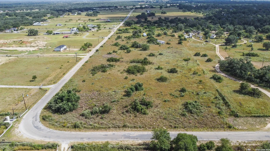 Photo of 709 COUNTY ROAD 6723