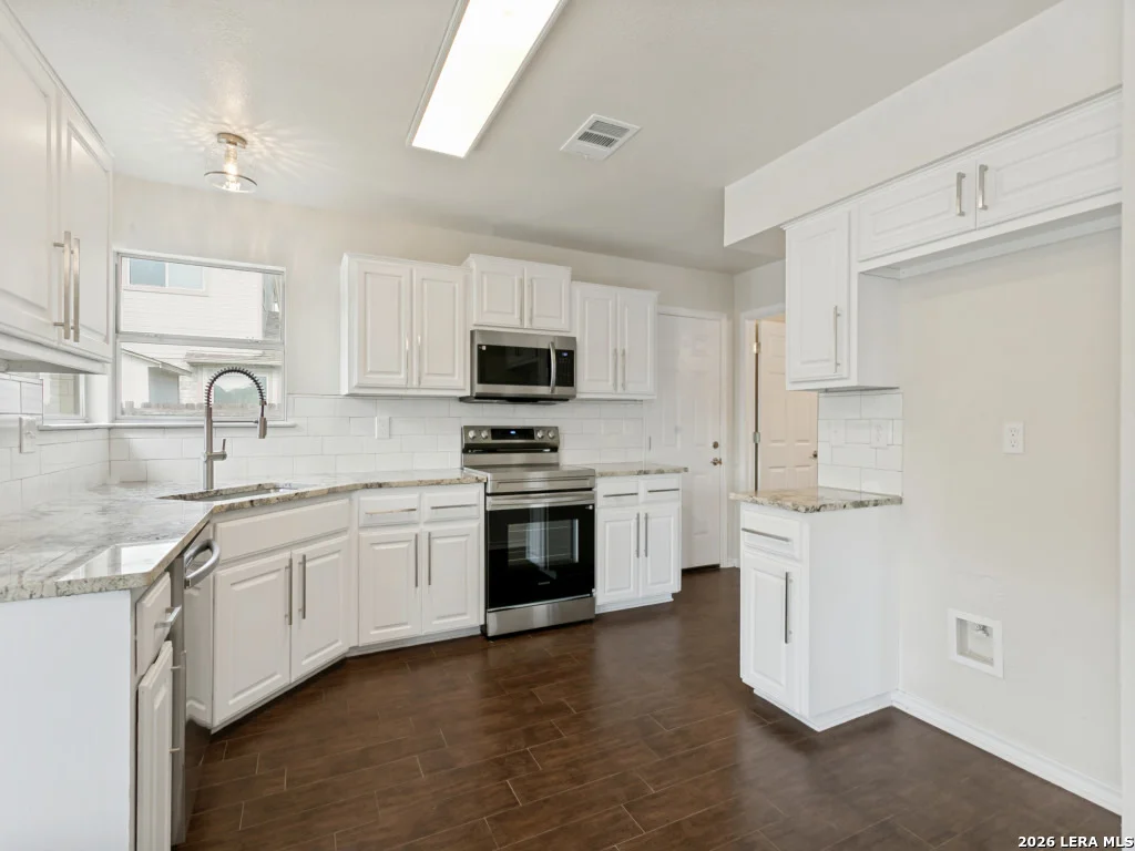 Photo of 7110 Misty Ridge Dr