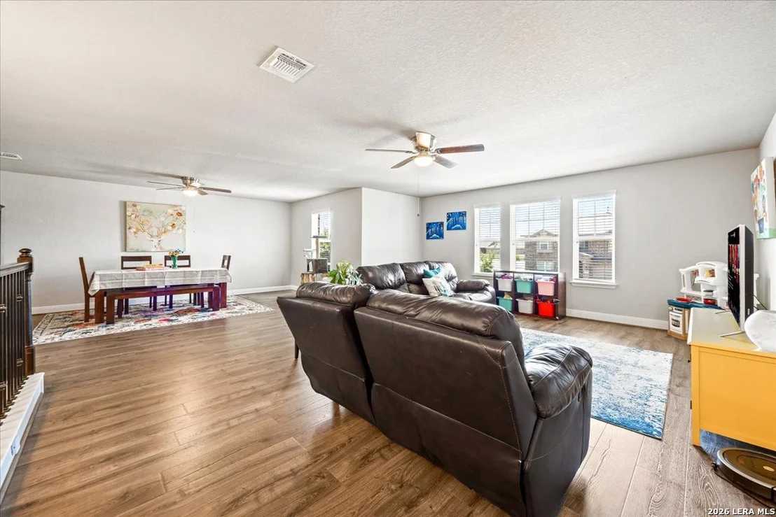 Photo of 8906 Virginia Rye